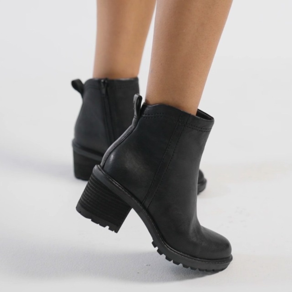 ZODIAC // Block Heel Lug-Sole Boots
